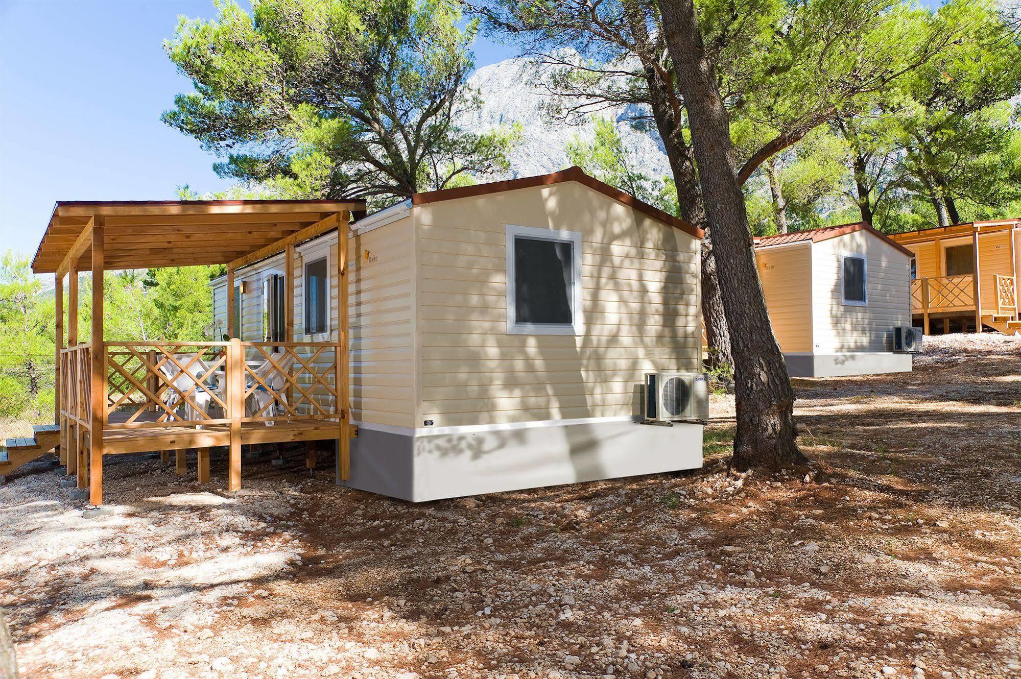Mobile Homes Basko Polje Campground Башка-Вода Экстерьер фото